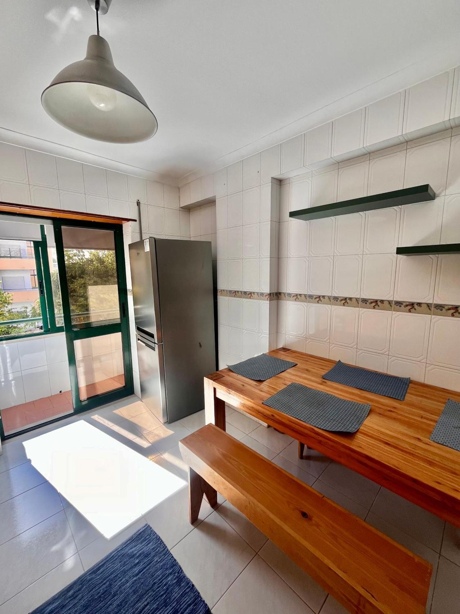Апартаменты Quarto Boa Localizacao Com Cozinha E Casa De Banho Капарика Экстерьер фото