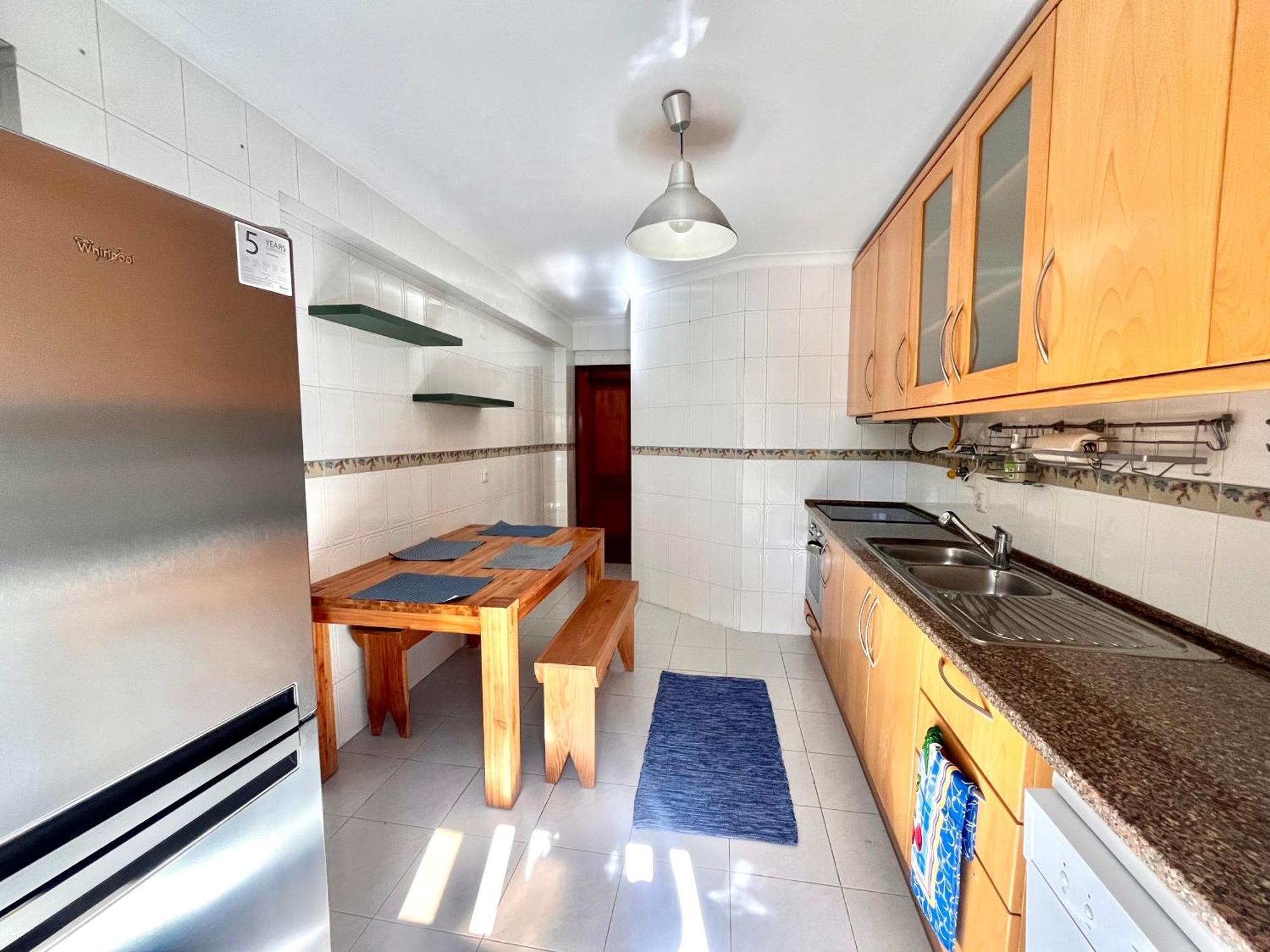 Апартаменты Quarto Boa Localizacao Com Cozinha E Casa De Banho Капарика Экстерьер фото